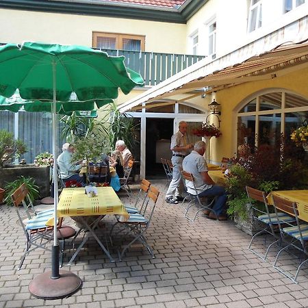 Gasthof Und Landhotel Zur Ausspanne Klipphausen Exterior photo