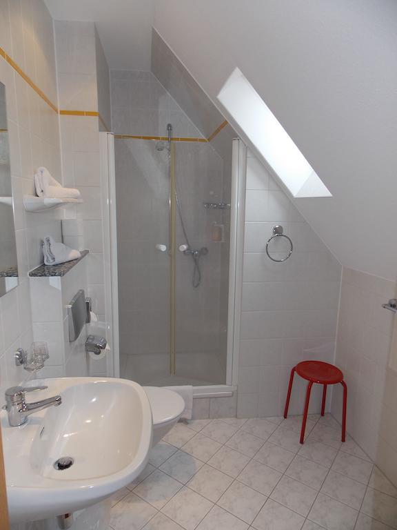Gasthof Und Landhotel Zur Ausspanne Klipphausen Room photo